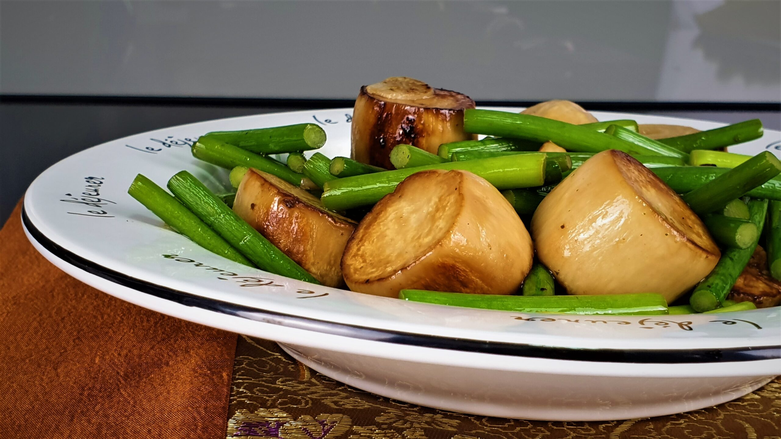 Stir-fried hinese Leek Flower with Vegan Scallops